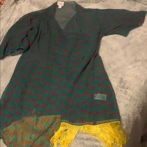 Lularoe Monroe Kimono